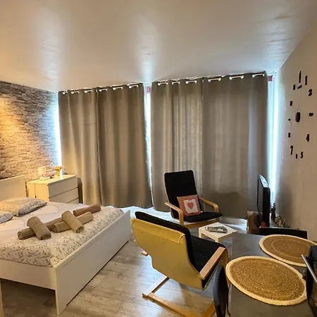 Apartment Petit Nid Nature Et Douceurs
